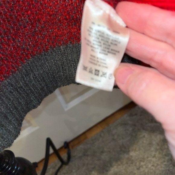 Sparrow Anthropologie Size M Red and Gray Hooded Cardigan Sweater Floral New - Picture 7 of 9